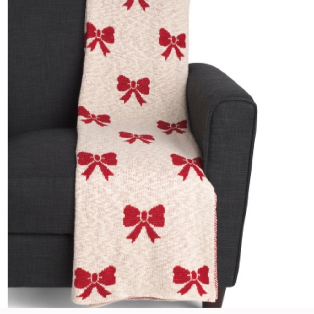 Nicole Miller Red Bow Cotton Throw